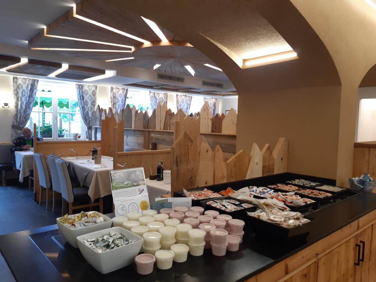 Hotel El Pilon Pozza di Fassa Ngoại thất bức ảnh
