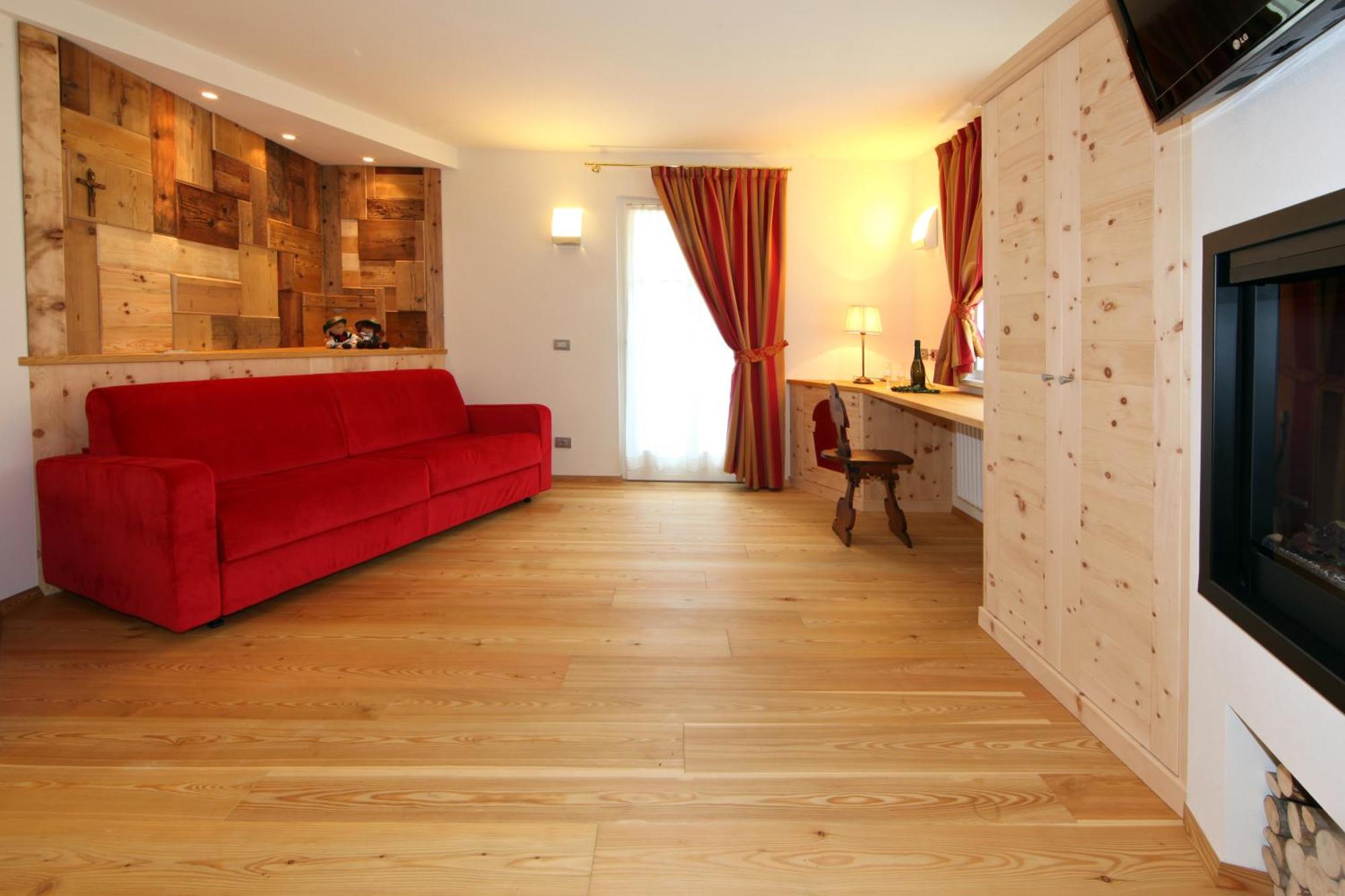 Hotel El Pilon Pozza di Fassa Ngoại thất bức ảnh